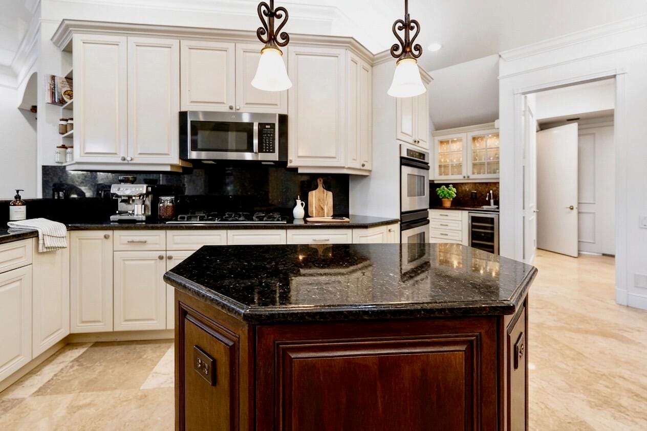 712 SANDY POINT Lane — photo 4