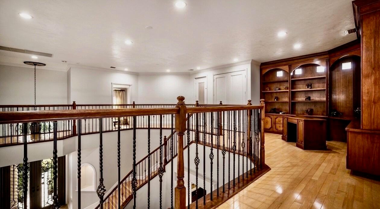 712 SANDY POINT Lane — photo 9