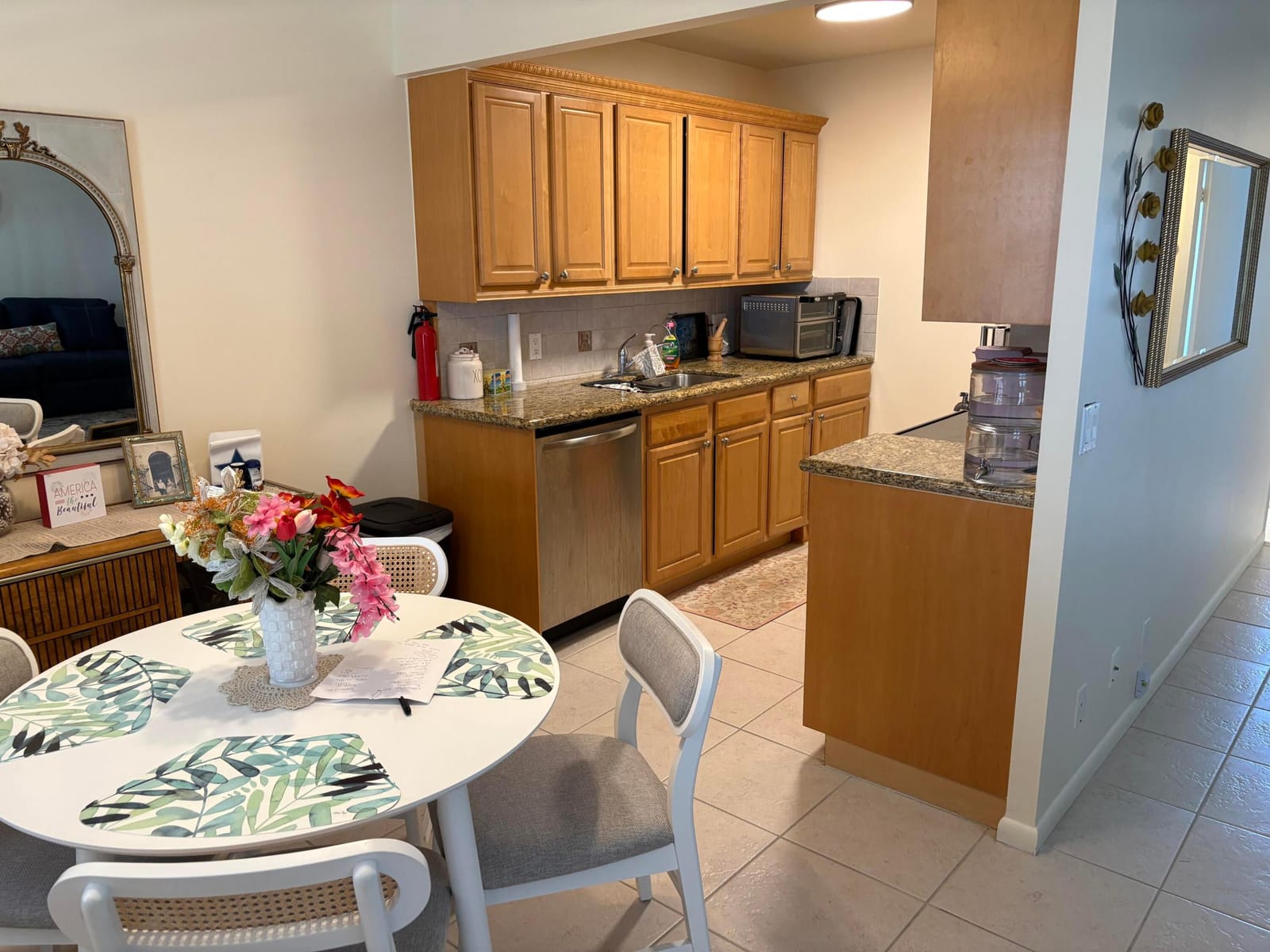 4070 GUILDFORD D — photo 5