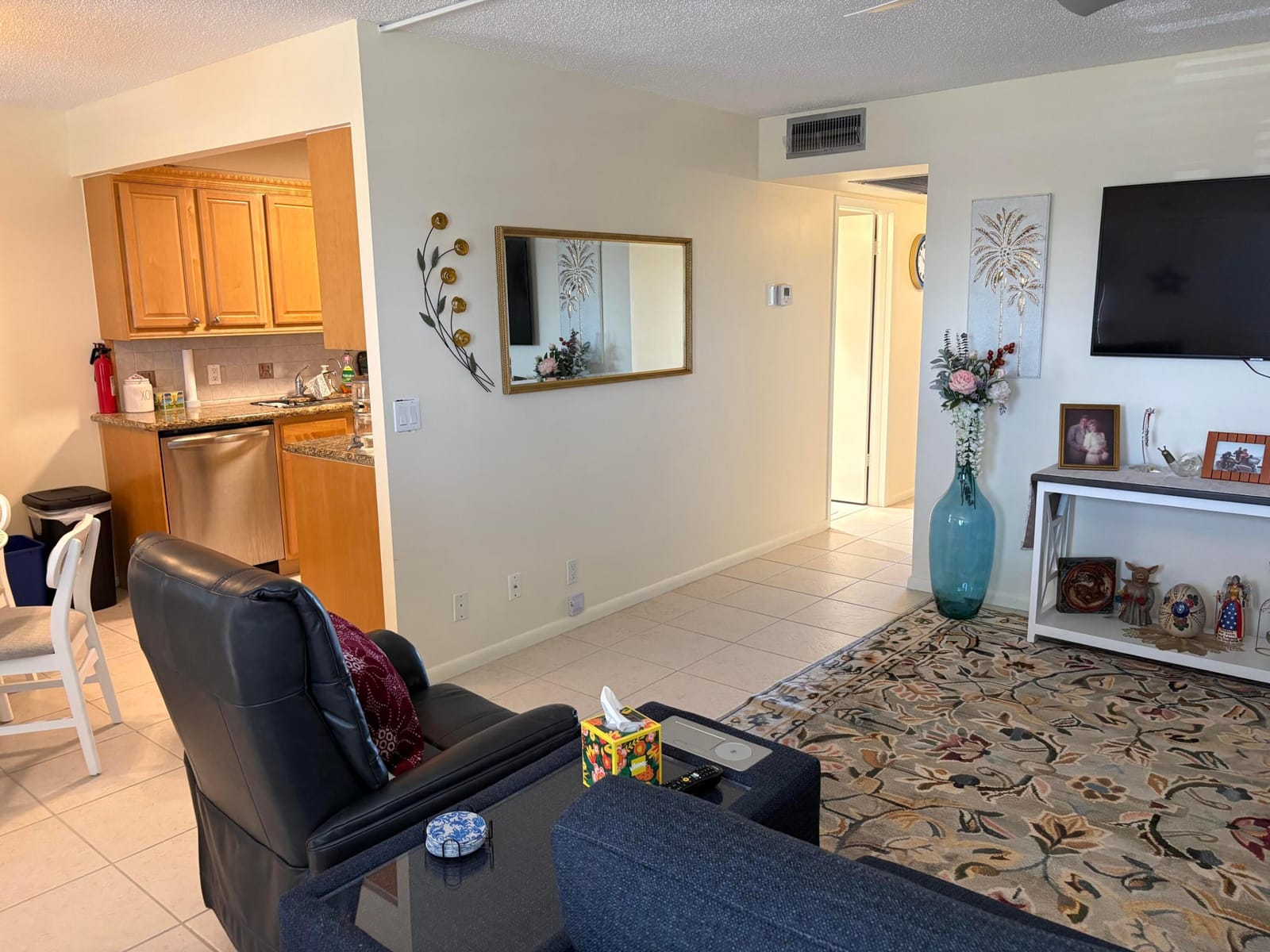 4070 GUILDFORD D — photo 8