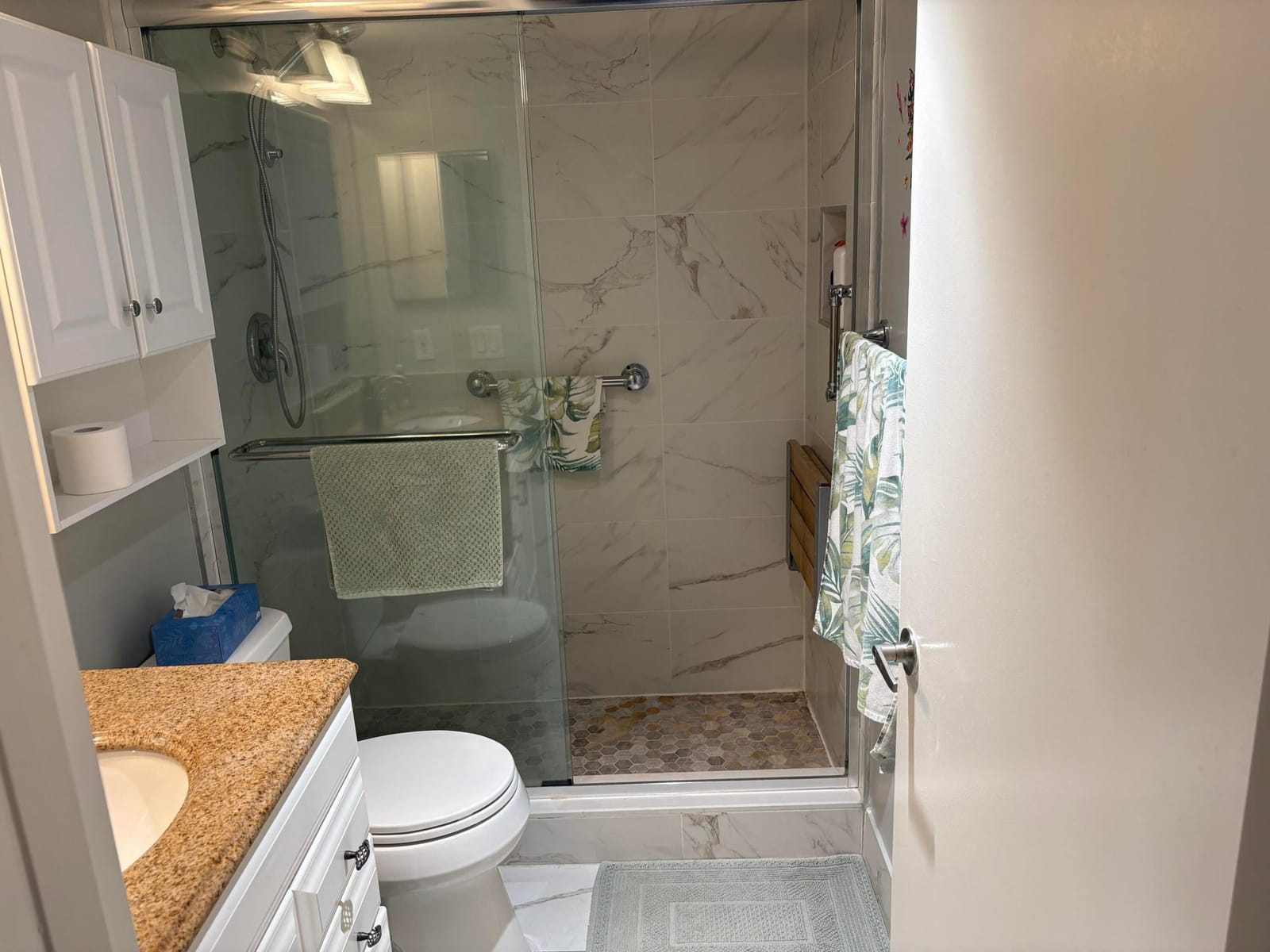 4070 GUILDFORD D — photo 9