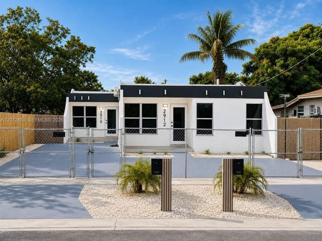 2912 NW 32nd Street, Melrose Heights 3rd, Miami, FL