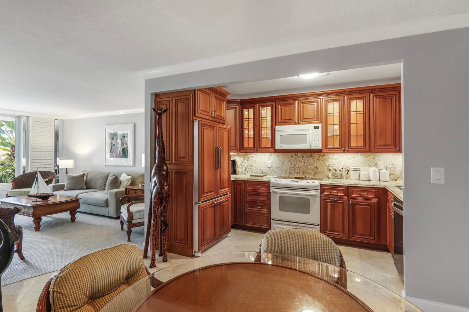 139 SUNRISE Avenue 101, Palm Beach, FL 33480 photo 13
