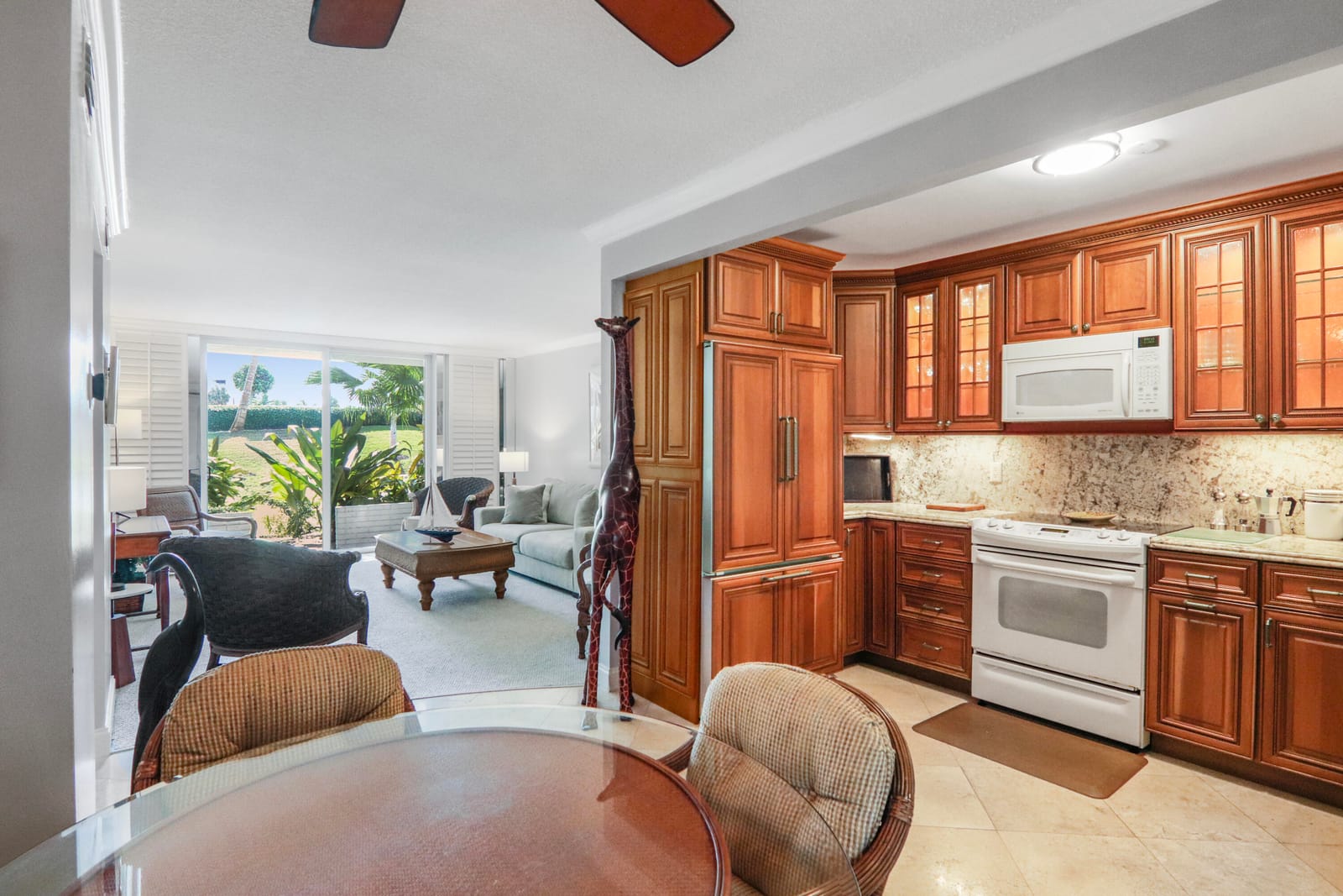 139 SUNRISE Avenue 101, Palm Beach, FL 33480 photo 14