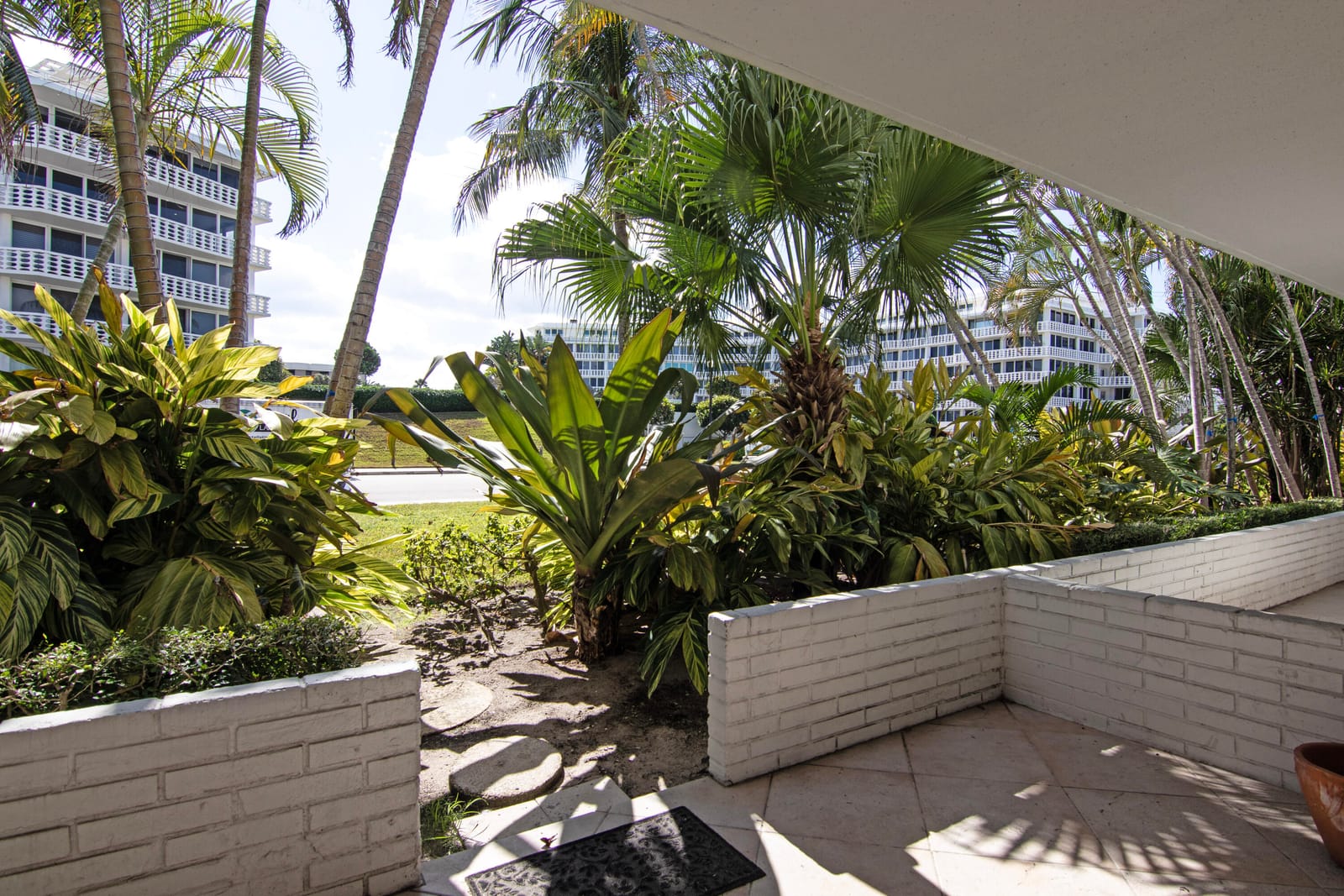 139 SUNRISE Avenue 101, Palm Beach, FL 33480 photo 21