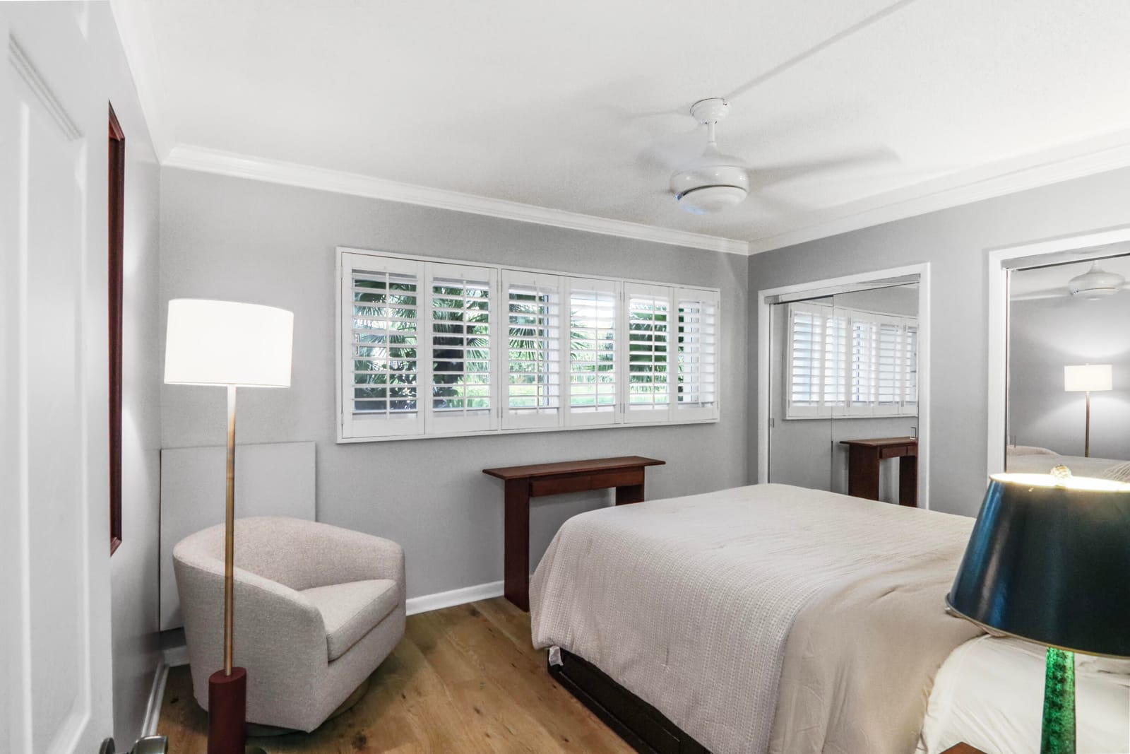 139 SUNRISE Avenue 101 — photo 2