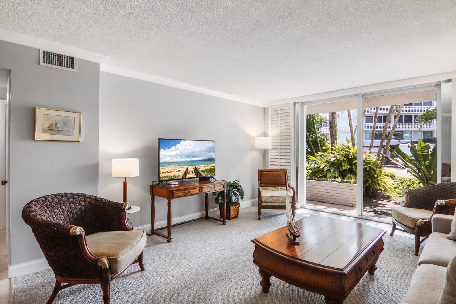 139 SUNRISE Avenue 101, Palm Beach, FL 33480