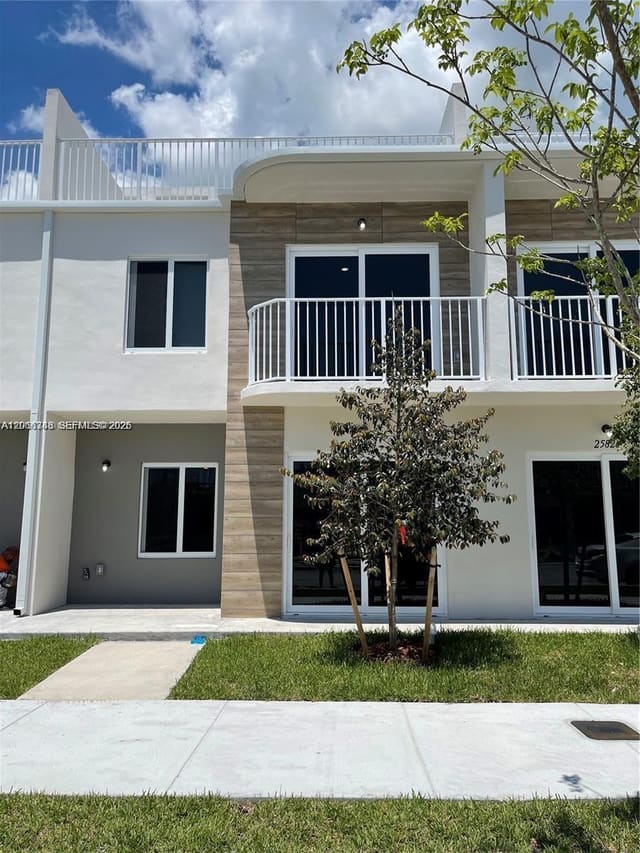 25851 SW 144th Court, Homestead, FL 33032