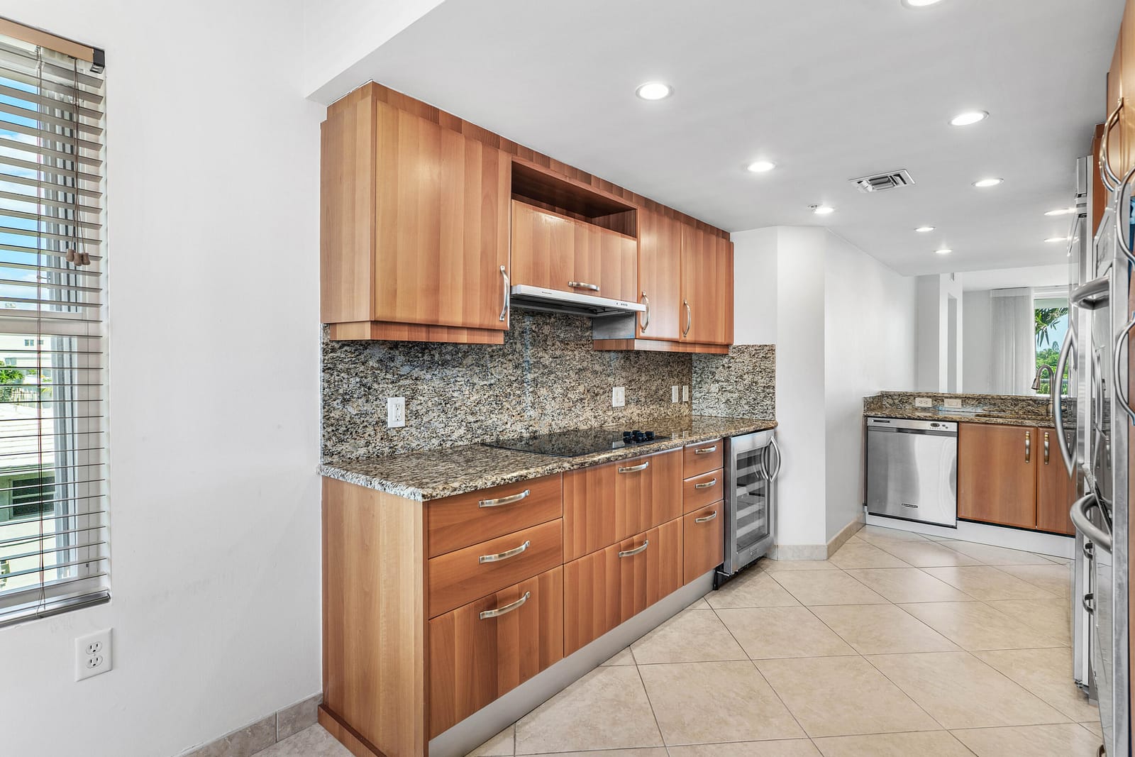 2051 SE 3rd Street 307, Deerfield Beach, FL 33441 photo 10