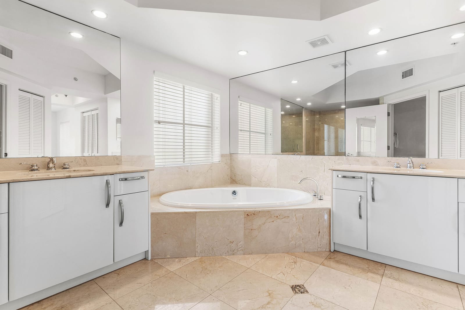 2051 SE 3rd Street 307, Deerfield Beach, FL 33441 photo 20