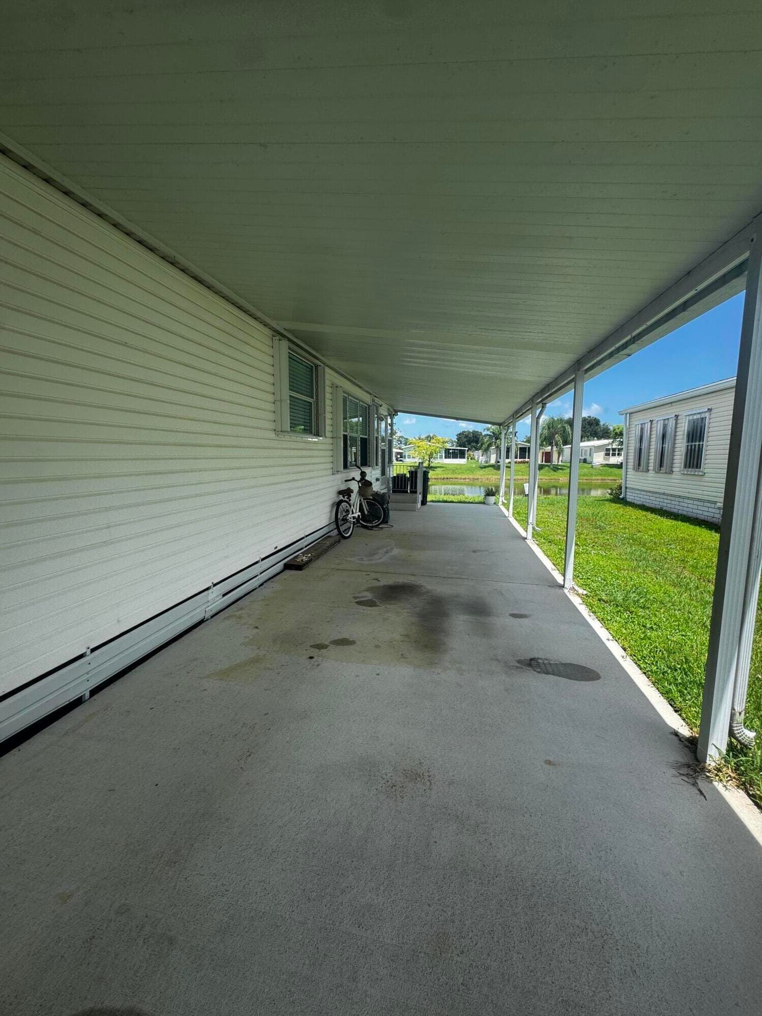 6732 Sinsonte Court, Fort Pierce, FL 34951 photo 9