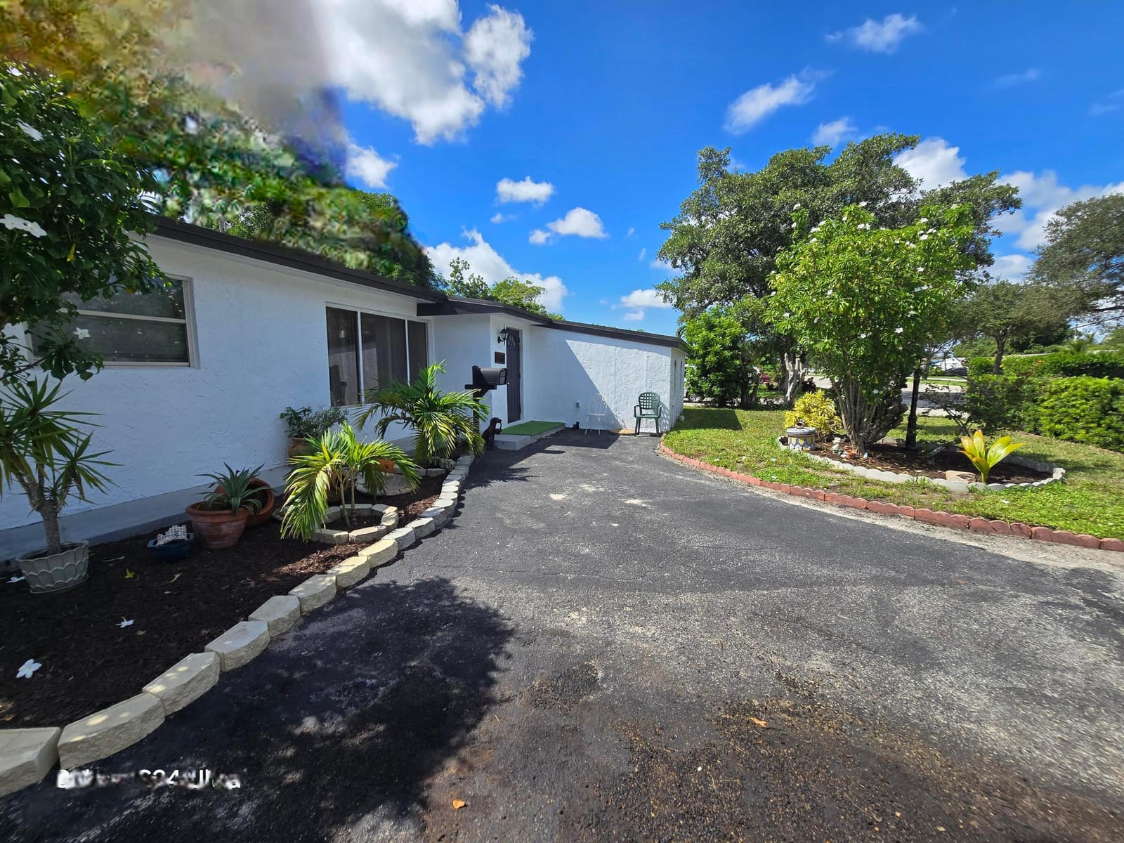 6138 SOUTHGATE Boulevard, Margate, FL 33068 photo 2