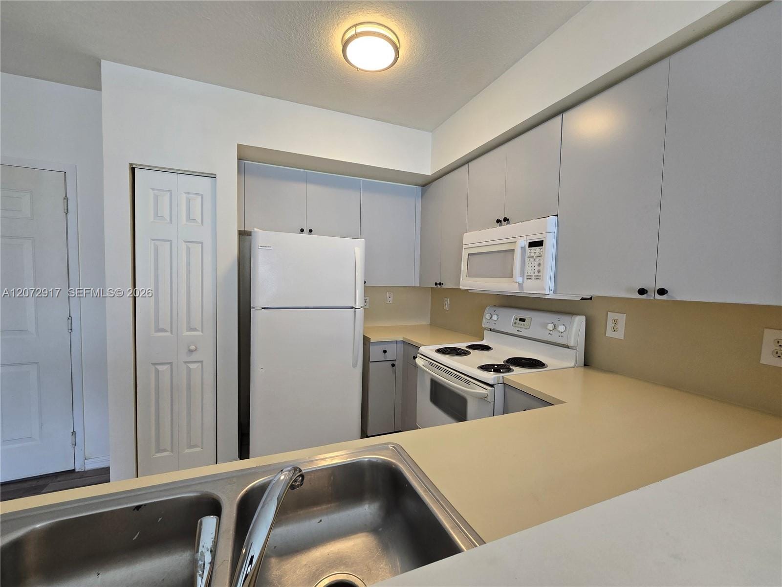 11060 SW 196th Street 413, Cutler Bay, FL 33157 photo 5