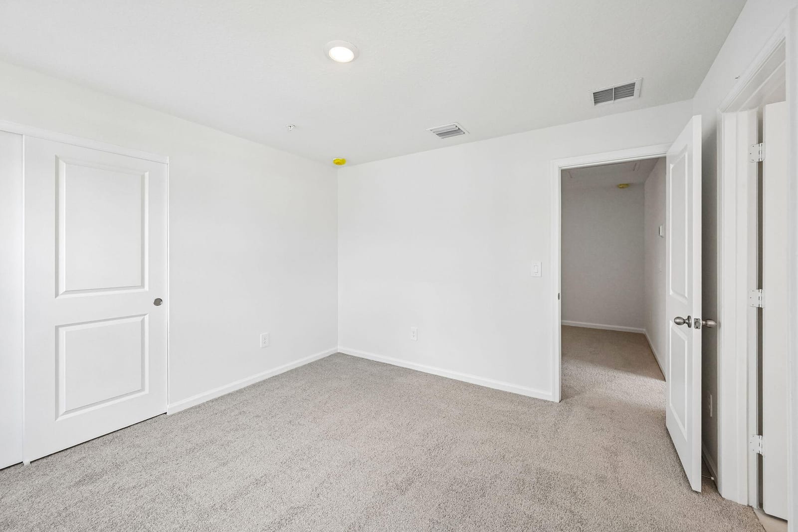 643 Salisbury Circle — photo 12