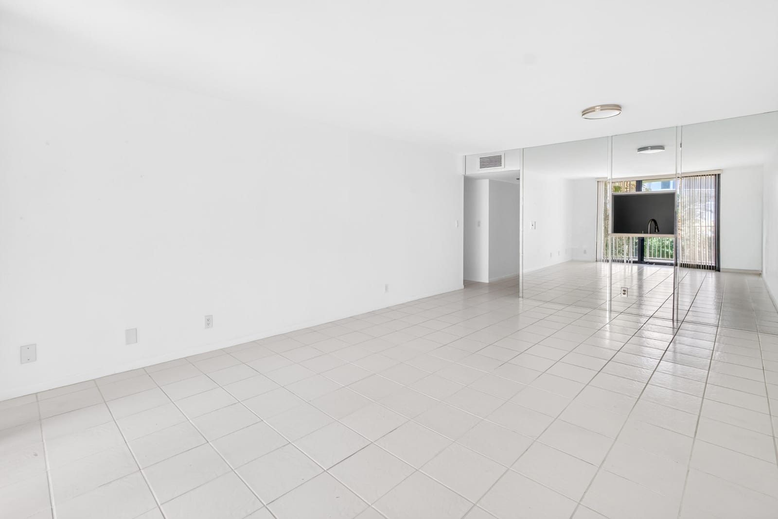 3540 S Ocean Boulevard 208 — photo 5