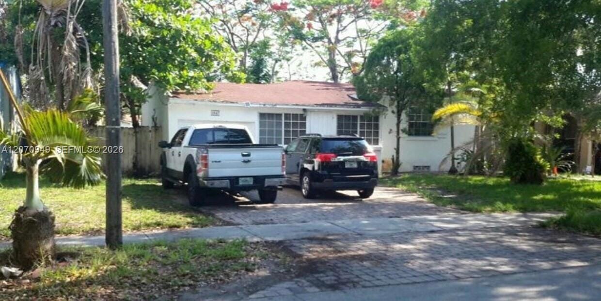 1841 Mayo Street — photo 2