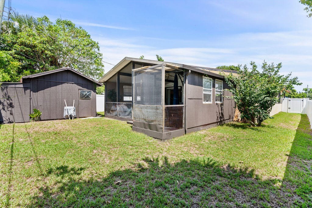 1102 Florence Road, Lantana, FL 33462 photo 16