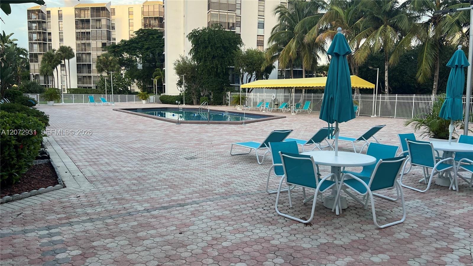 20500 W Country Club Drive 117, Aventura, FL 33180 photo 14