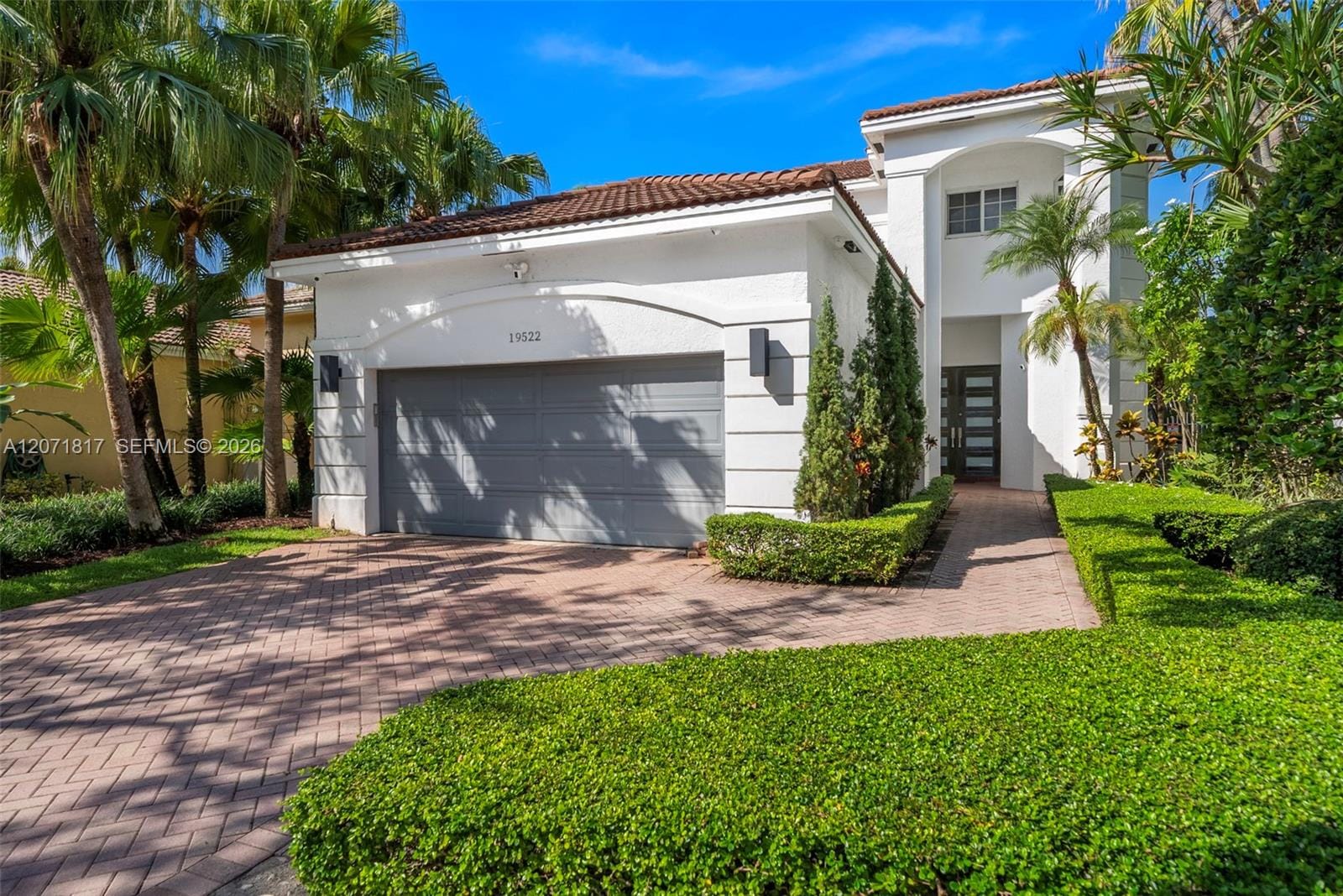 19522 NE 17th Avenue, Miami, FL 33179 photo 2