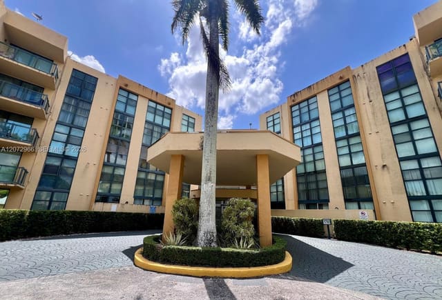 11790 SW 18th Street 407-3, Miami, FL 33175