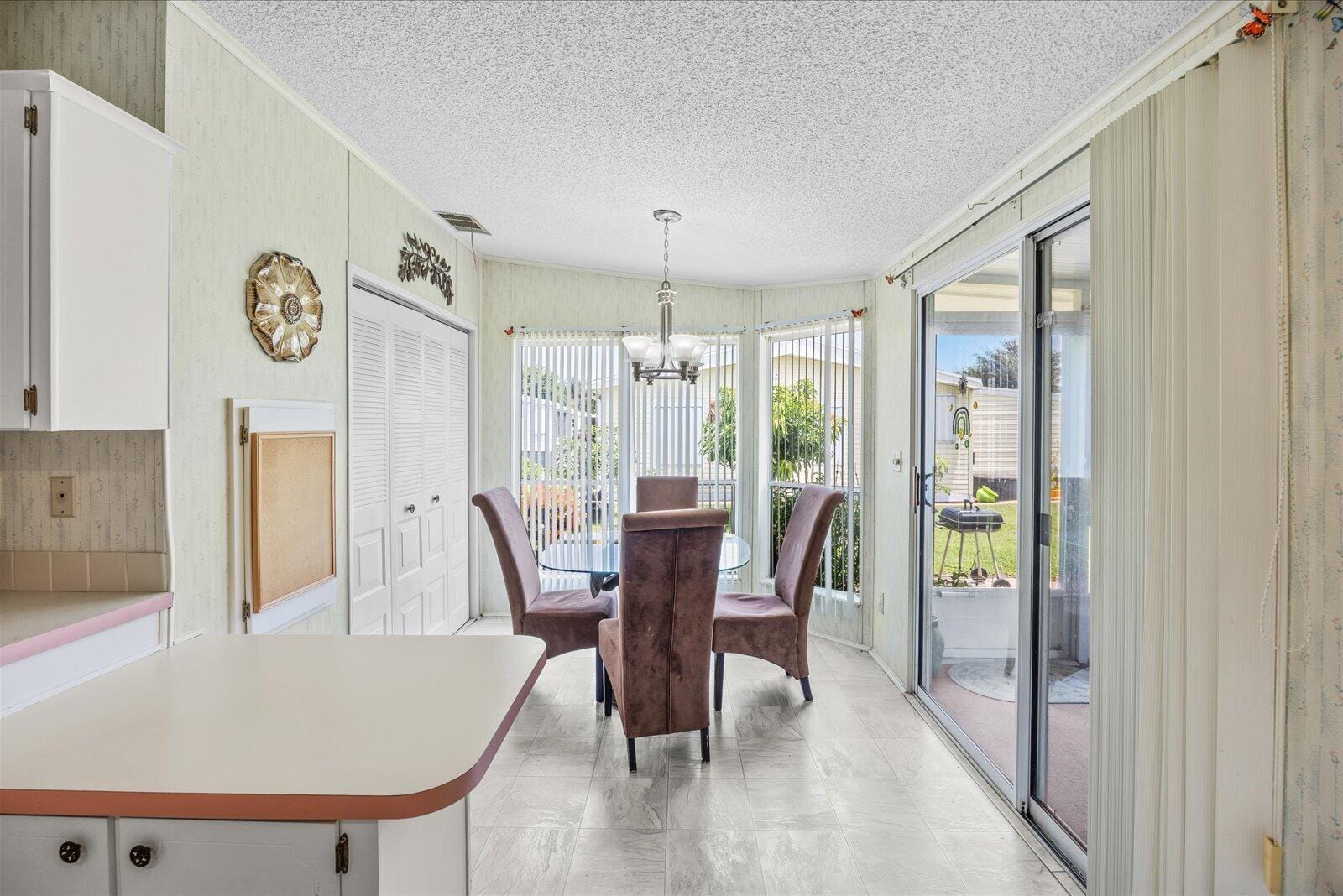 8498 Lavender Court — photo 5
