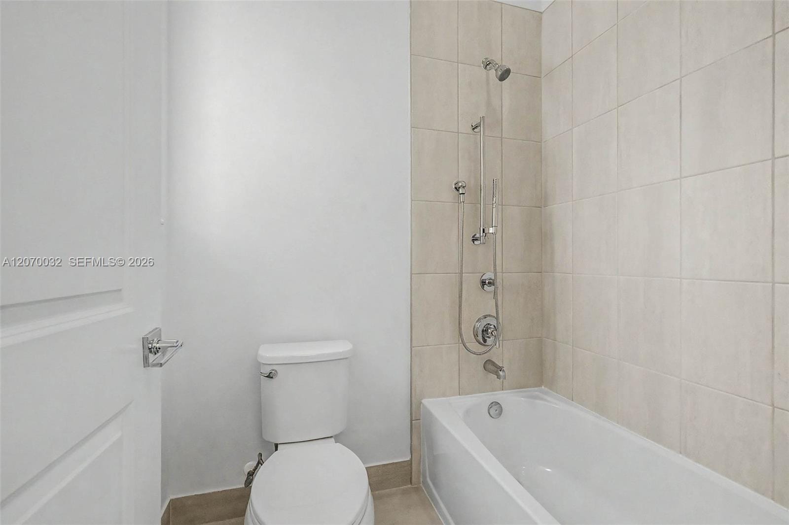 2440 SW 122nd Terrace 2440, Davie, FL 33325 photo 3