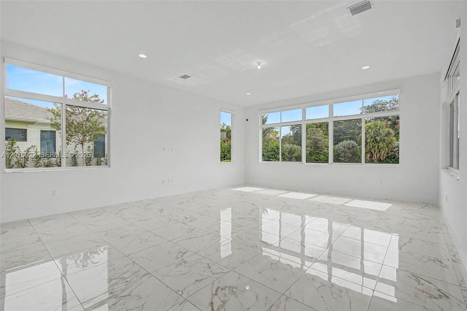 2440 SW 122nd Terrace 2440, Davie, FL 33325 photo 11