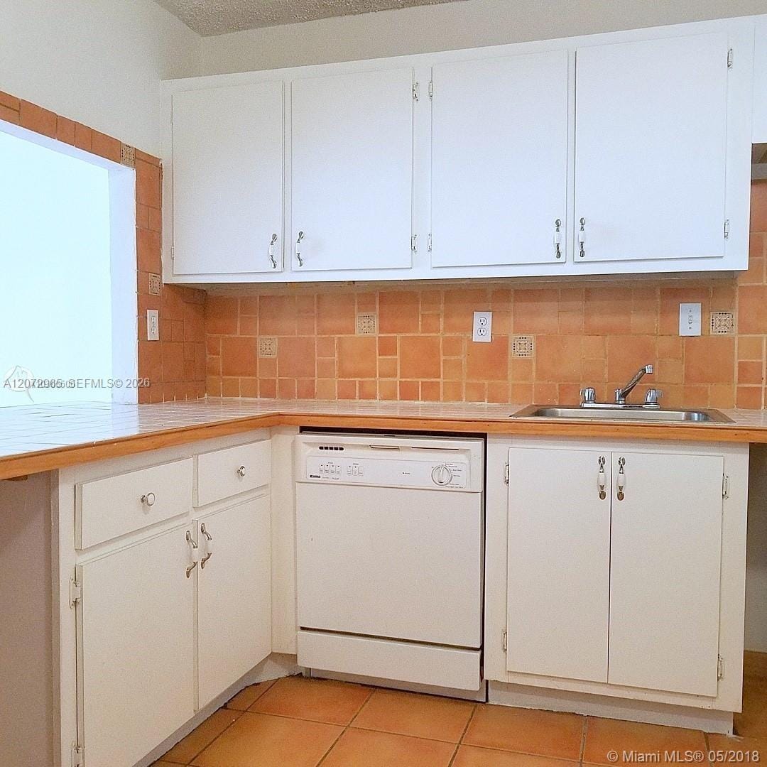 1000 Parkview Drive 216, Hallandale Beach, FL 33009 photo 8