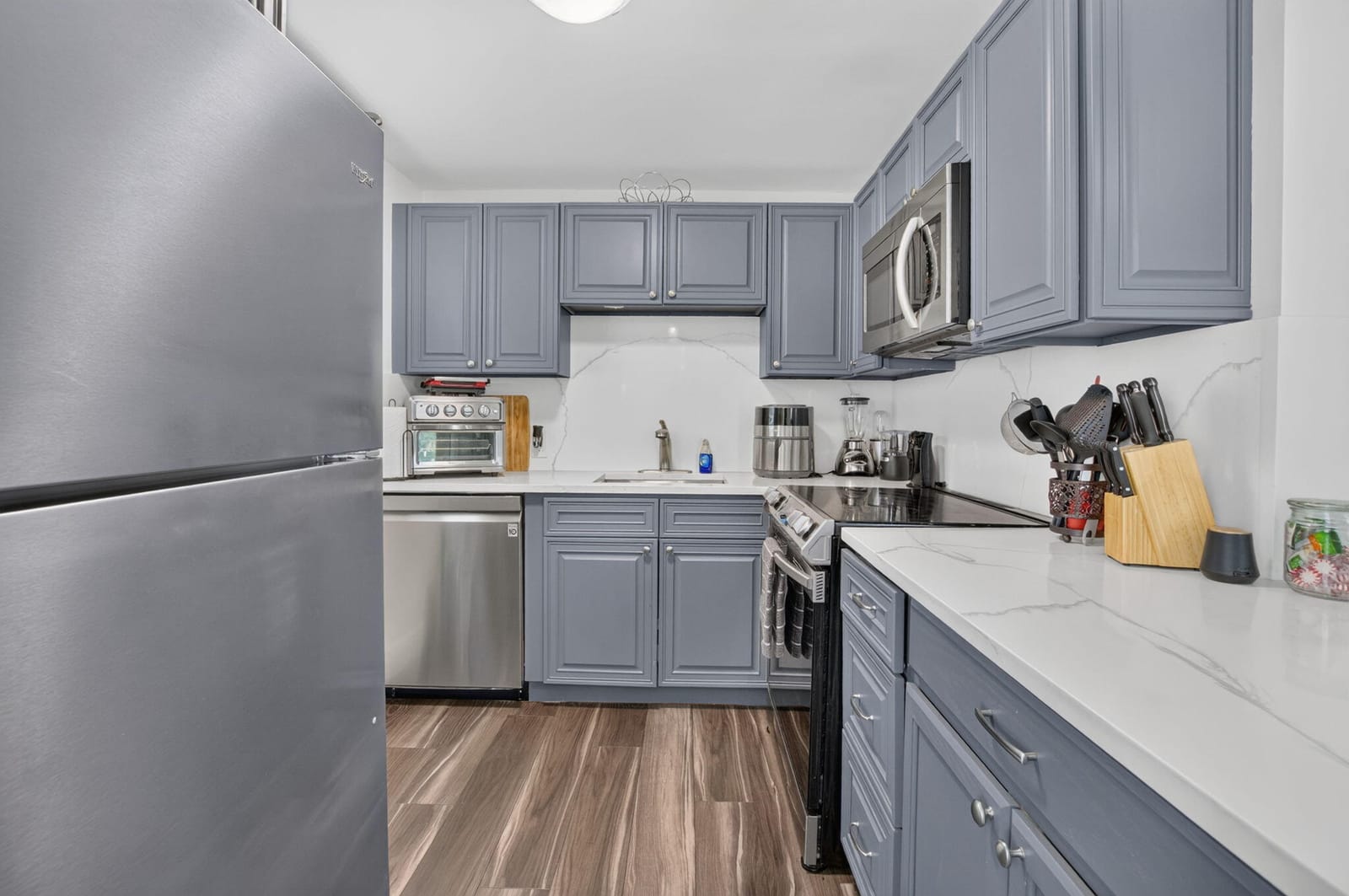 463 MANSFIELD L — photo 12