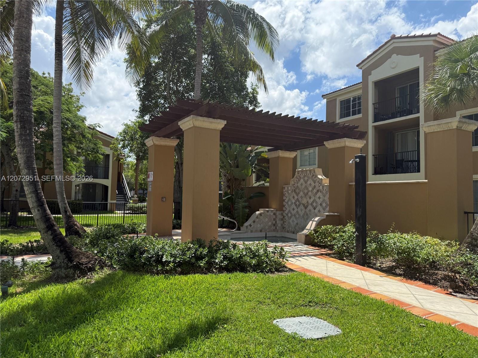 8010 N Nob Hill Road 108, Tamarac, FL 33321 photo 11