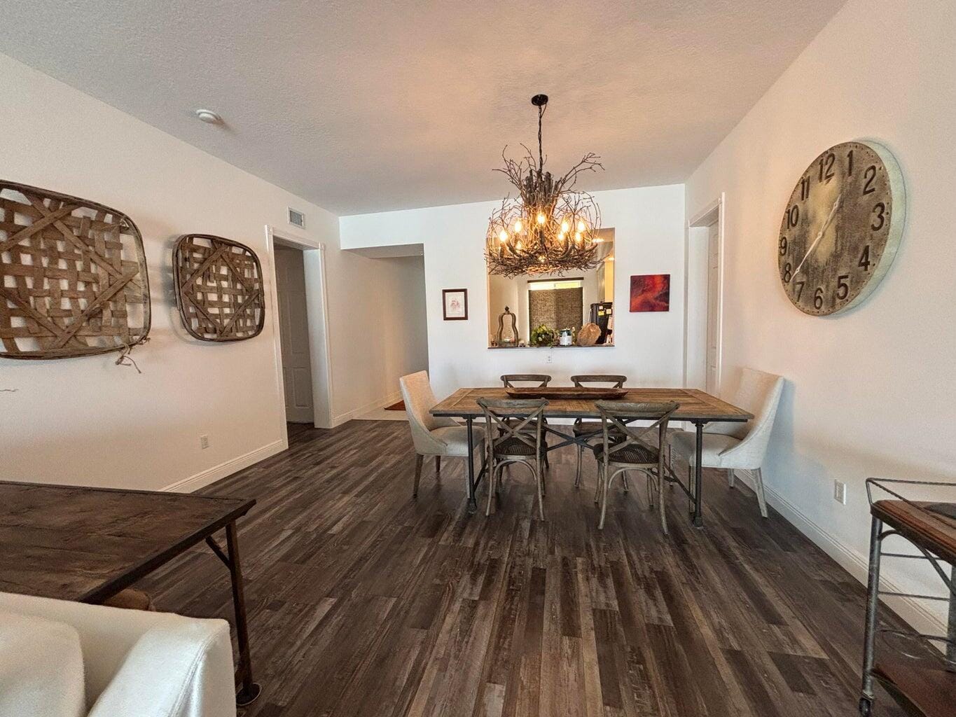 12 HARBOUR ISLE Drive W 306 — photo 4