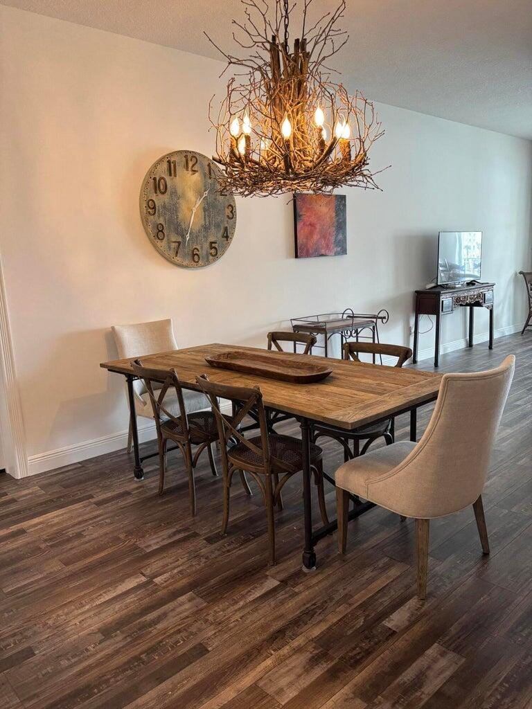 12 HARBOUR ISLE Drive W 306 — photo 7
