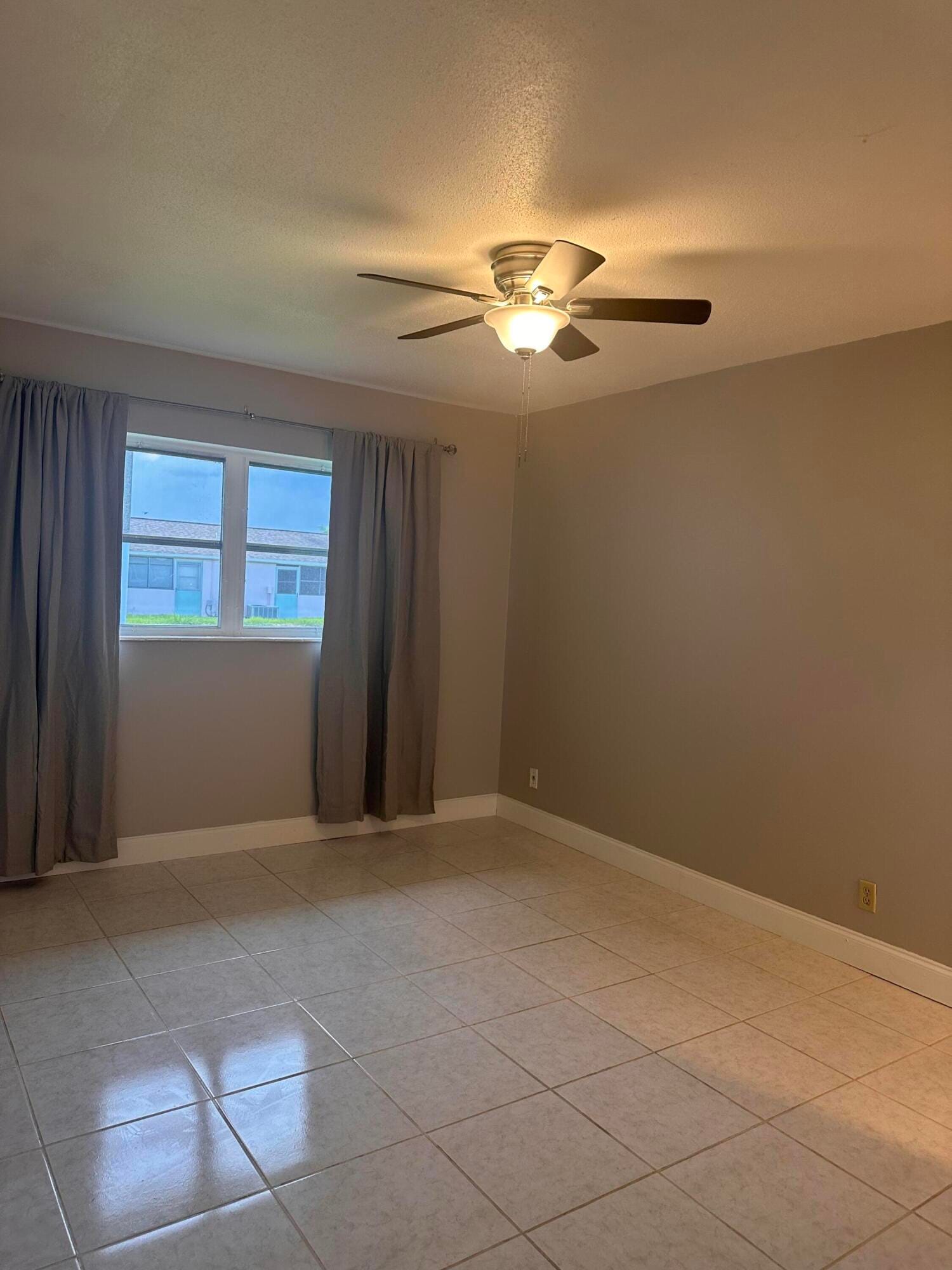 2671 Barkley Drive W C — photo 10