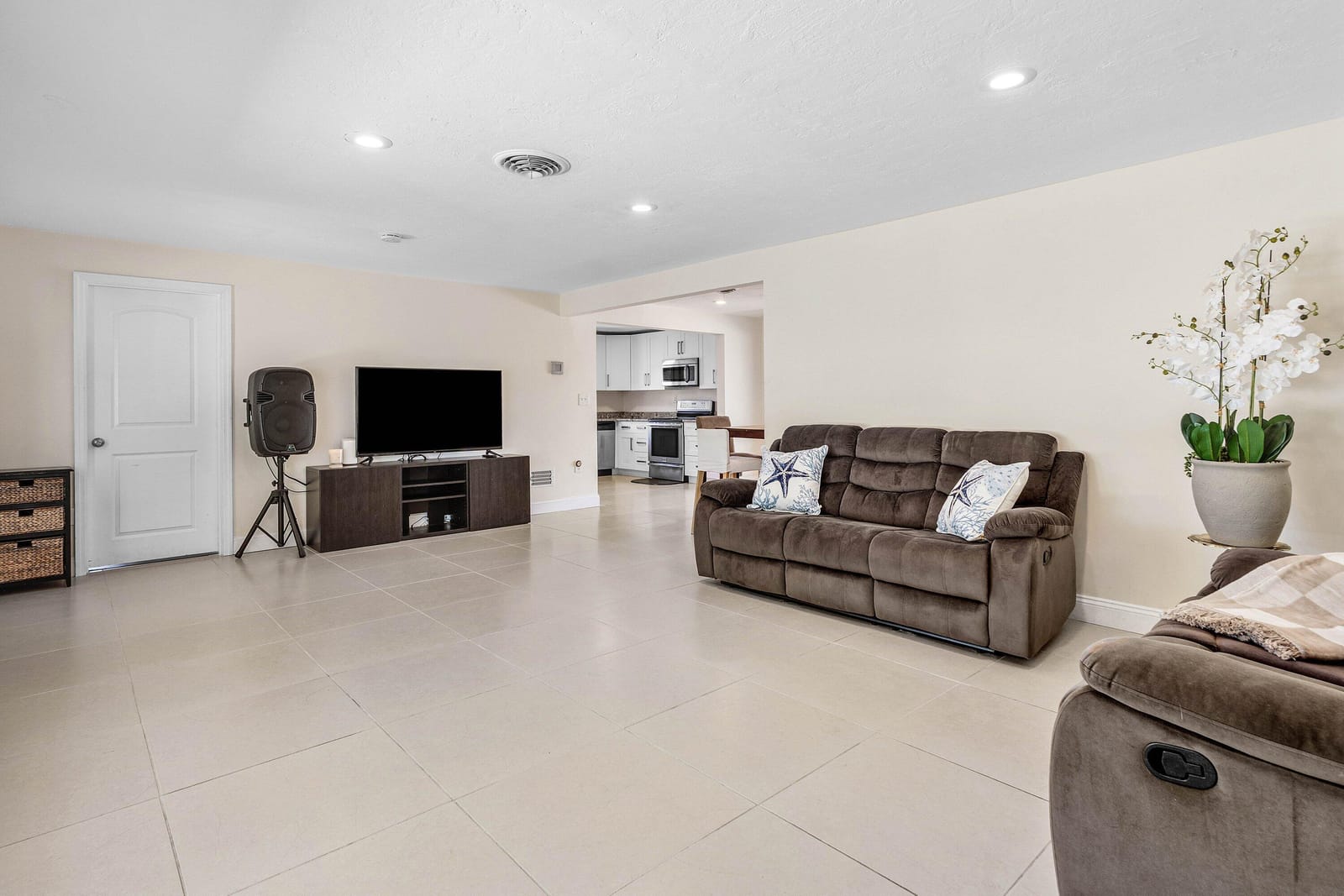 1620 SW 4TH Avenue — photo 9