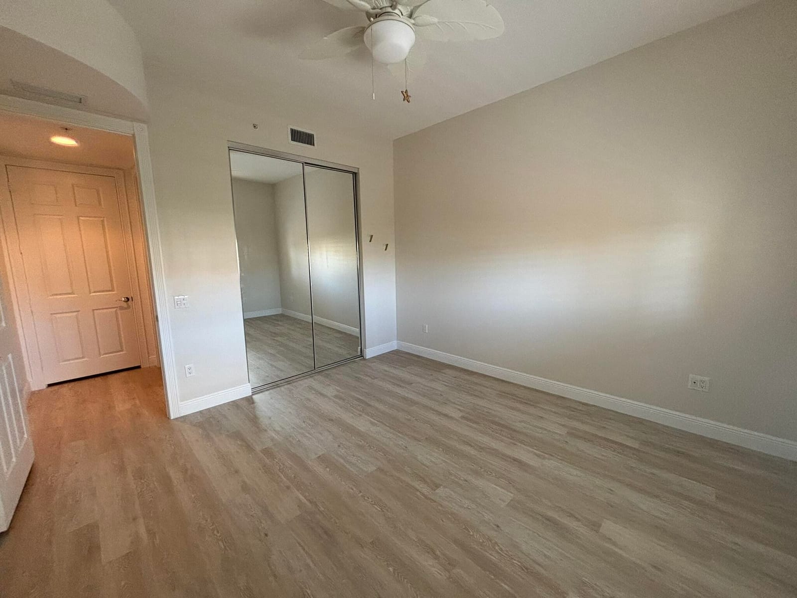 7 HARBOUR ISLE Drive E 304, Fort Pierce, FL 34949 photo 20