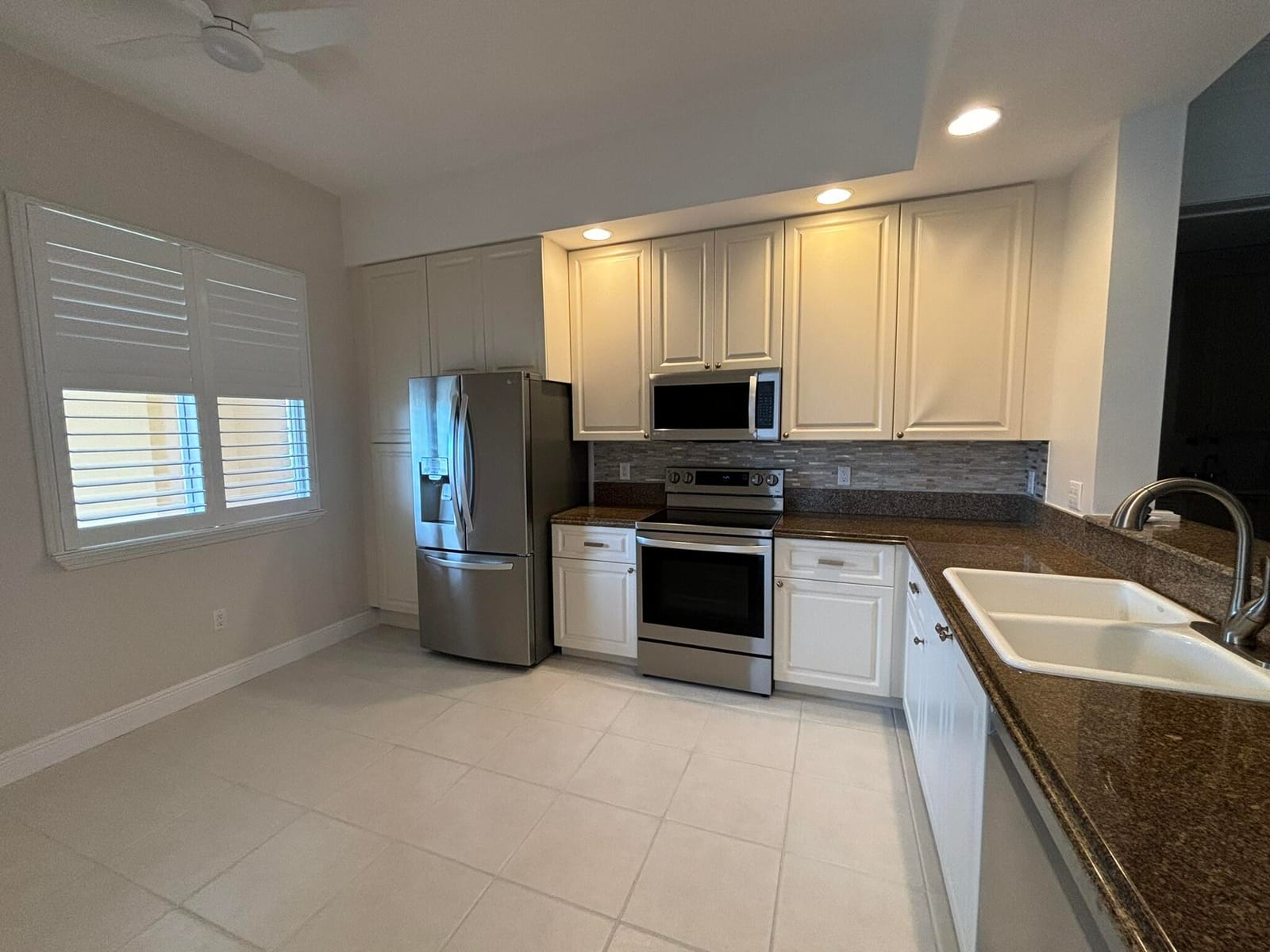 7 HARBOUR ISLE Drive E 304 — photo 5