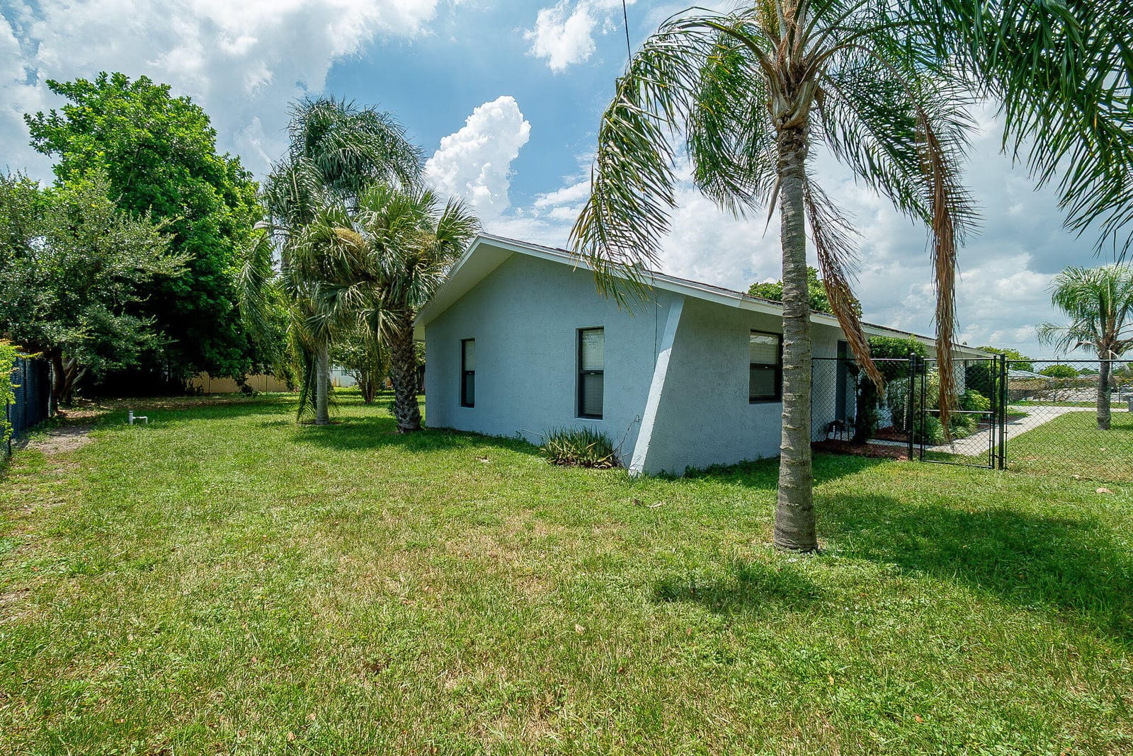 9287 SUNRISE Drive — photo 5