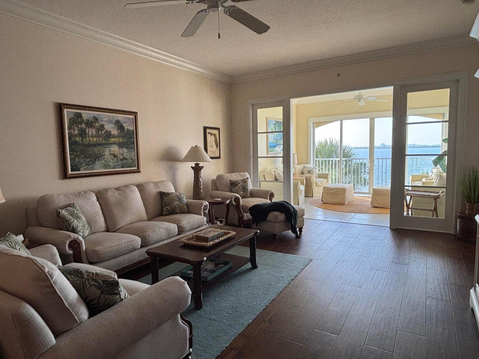 29 HARBOUR ISLE Drive W 304