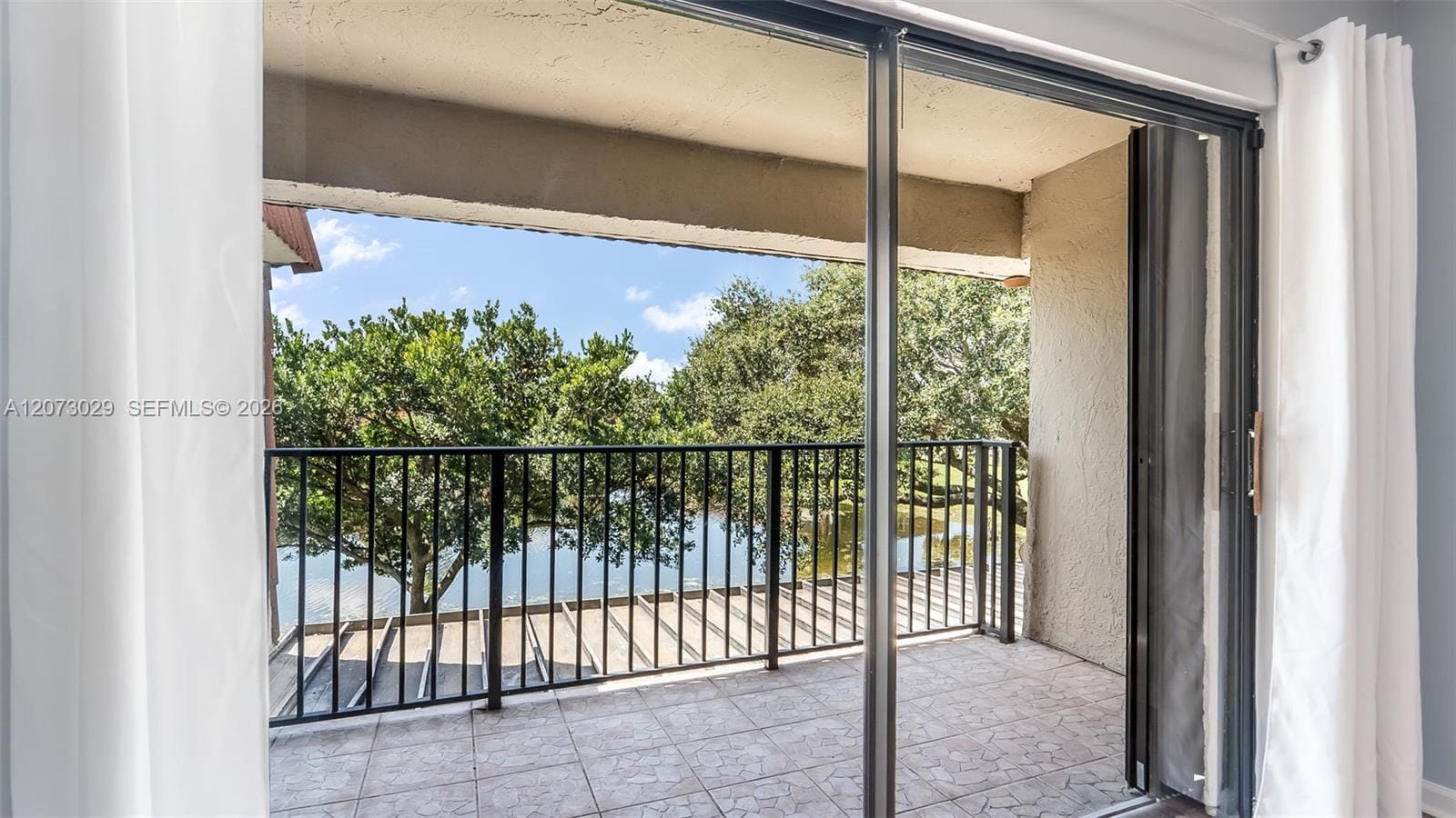 11112 N Harmony Lake Circle, Davie, FL 33324 photo 27