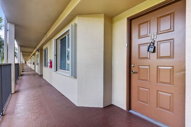 1301 SW 142nd Avenue 214H, Suffolk At Century Village, Pembroke Pines, FL
