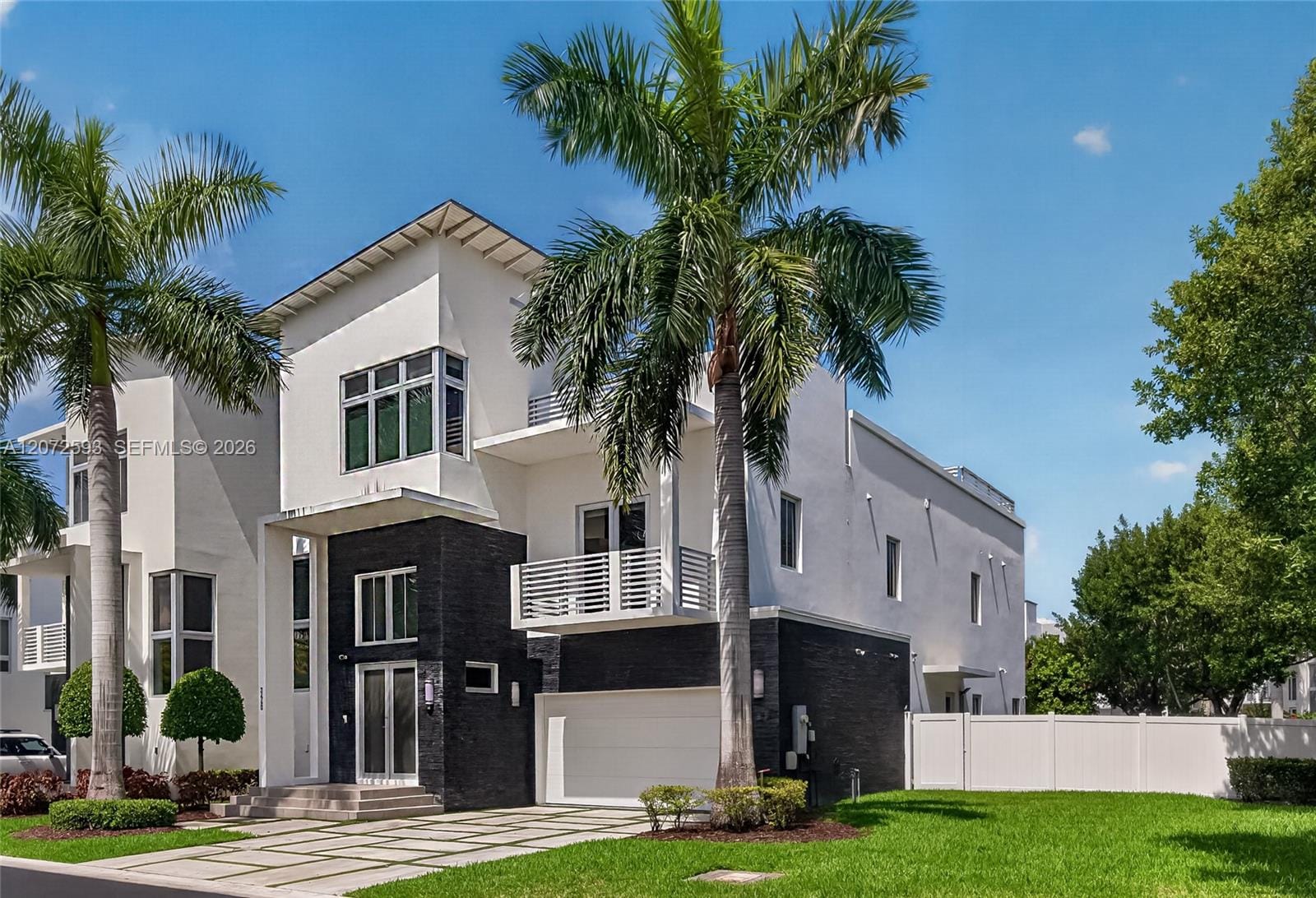 3460 NW 84th Avenue, Doral, FL 33122 photo 2