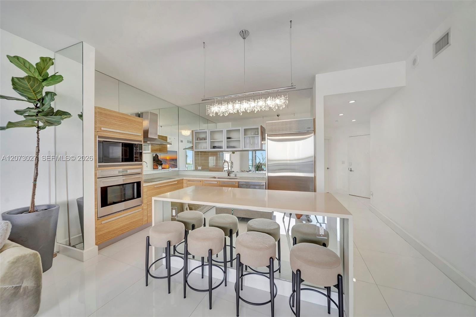 2020 N Bayshore Drive 708 — photo 6