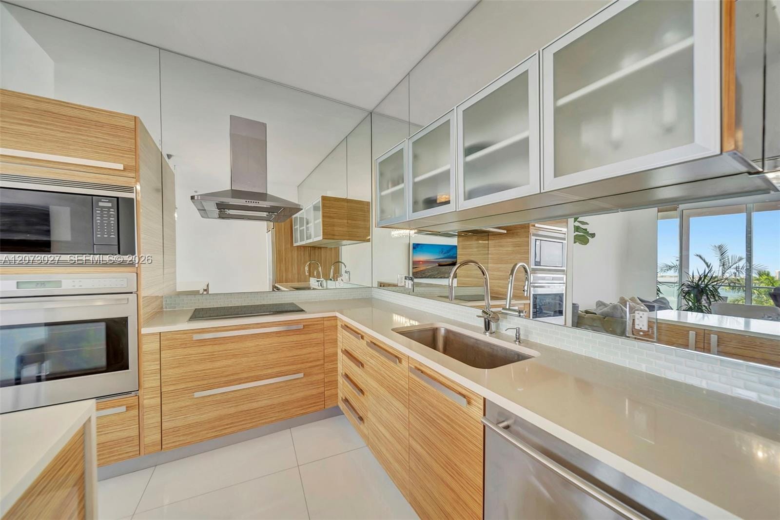 2020 N Bayshore Drive 708 — photo 9