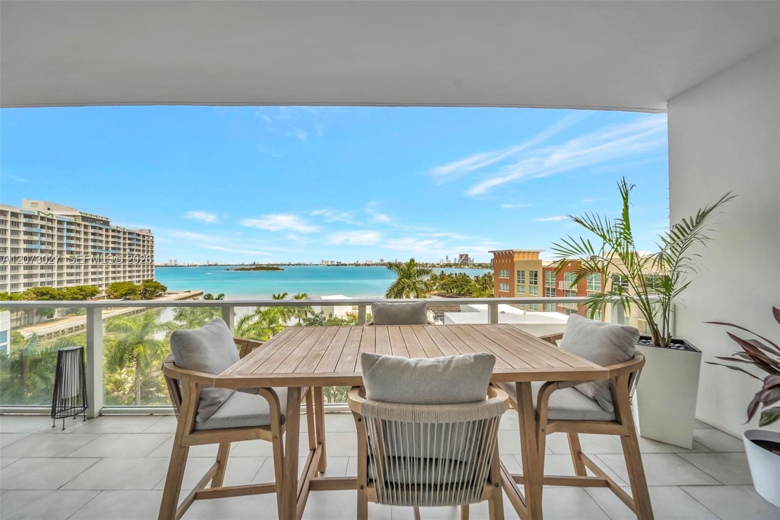 2020 N Bayshore Drive 708