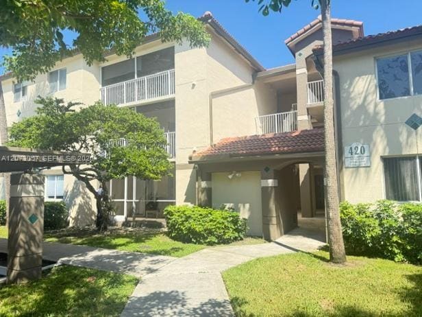 420 S Park Road 309, Hollywood, FL 33021