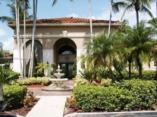18304 NW 68th Avenue N, Hialeah, FL 33015