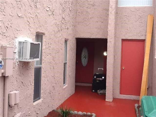 1648 NW 58th Avenue 3 — photo 2