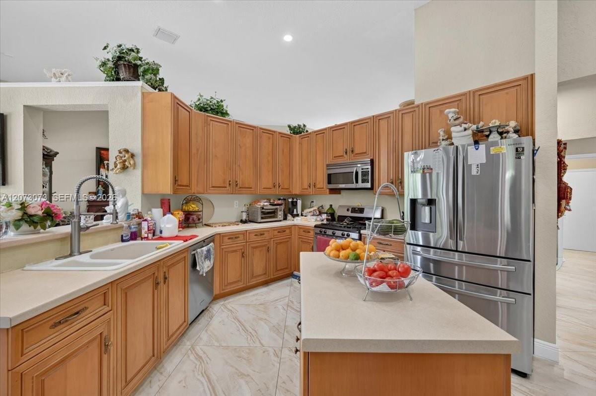 13845 NW 20th Street, Pembroke Pines, FL 33028 photo 17