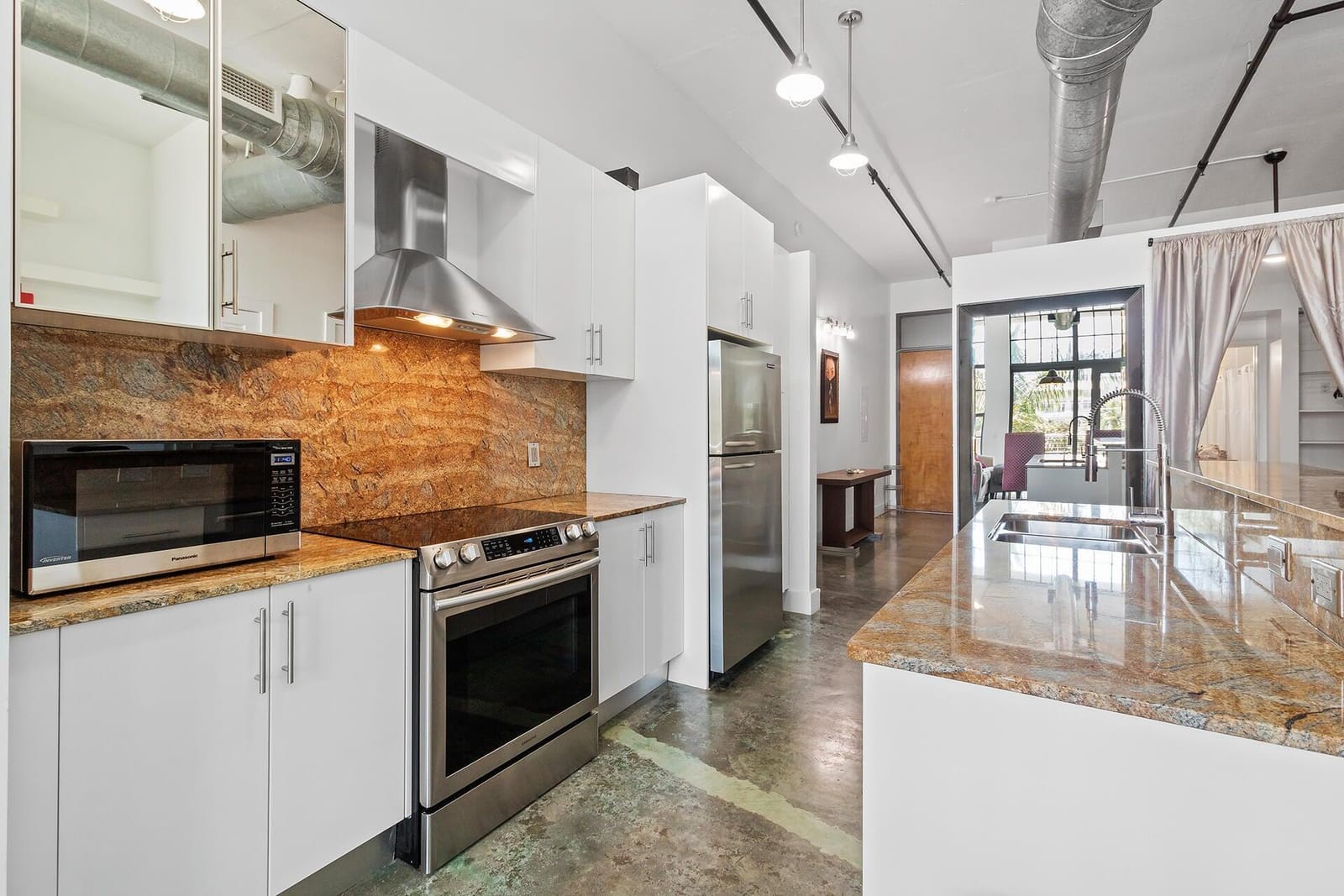 180 NE 4TH Avenue 308 — photo 5