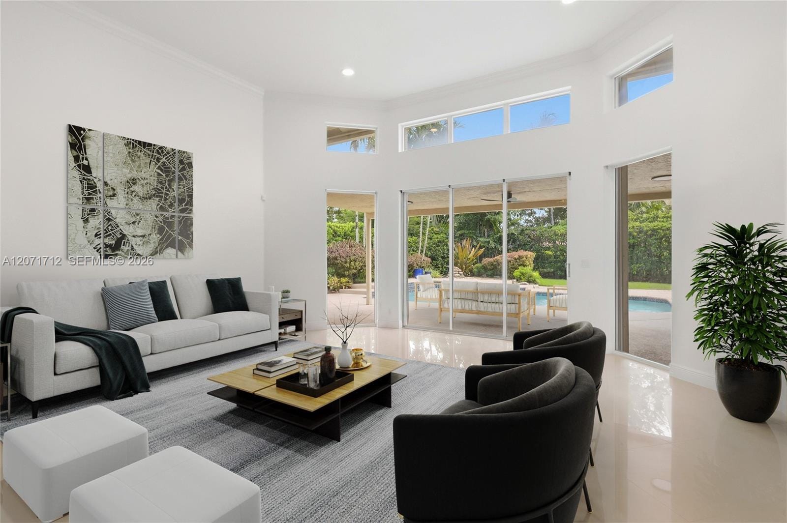 360 NE Coconut Circle — photo 11